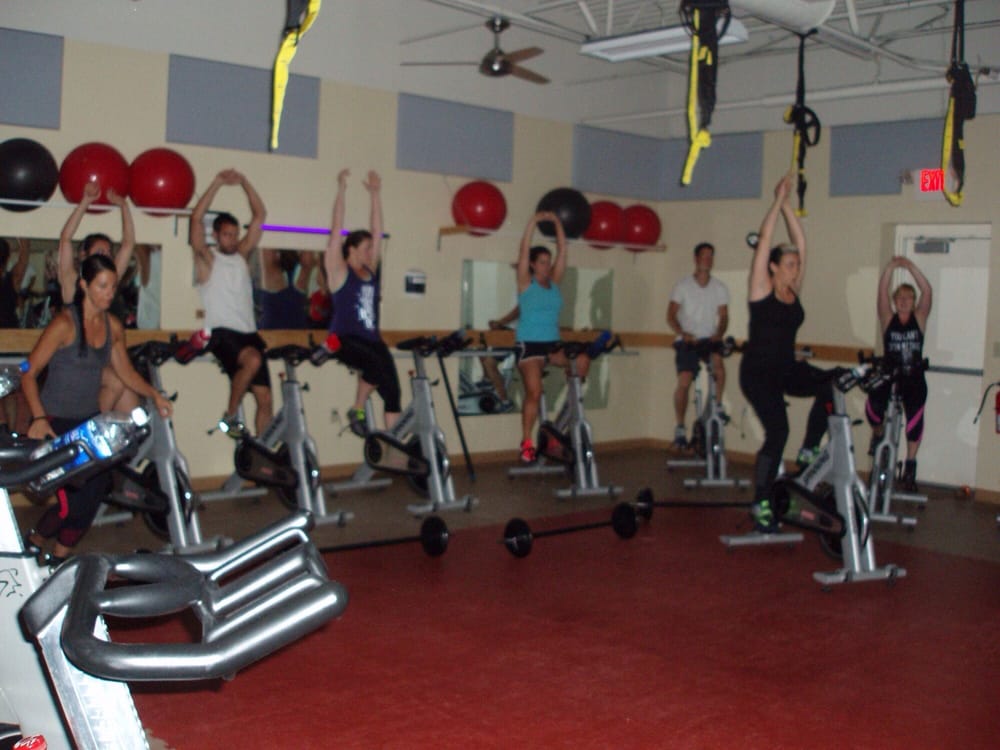 BODY COMPLETE Updated September 2024 669 Oaklawn Ave, Cranston