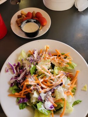 Pluckers Wing Bar by null