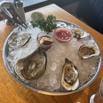 Hudson House - Two types of oysters - Seafood Near Me - Addison, Texas