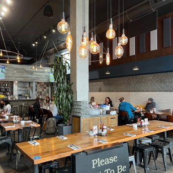 Berkeley Social Club - Inside - Breakfast & Brunch Near Me - Berkeley, California