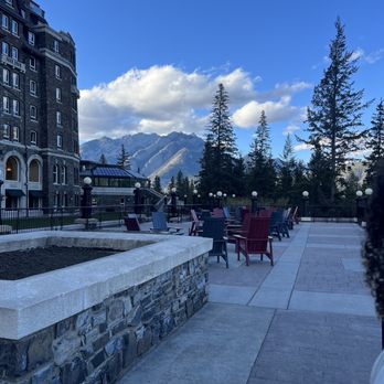 Fairmont Banff Springs - Hotels Near Me - Banff, Alberta Fairmont Banff Springs - Hotels Near Me - Banff, Alberta