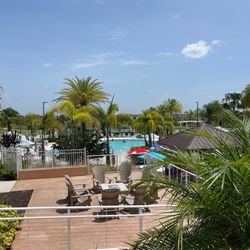 Solstice Bar & Grille