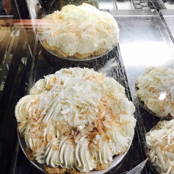 Dahlia Bakery - Coconut cream pie - Bakeries Near Me - Seattle, Washington Dahlia Bakery - Coconut cream pie - Bakeries Near Me - Seattle, Washington
