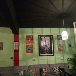 Bistro Art Coffee & Crepery - El comedor