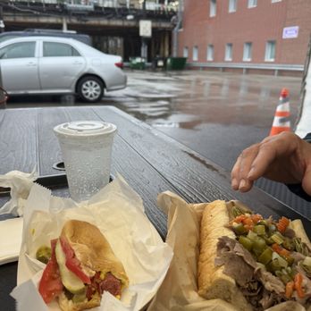 Byron's Hot Dog - A hot dog and Italian beef - American Near Me - Chicago, Illinois Byron's Hot Dog - A hot dog and Italian beef - American Near Me - Chicago, Illinois