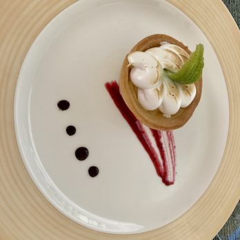 Secrets Playa Mujeres - Lemon dessert - Resorts Near Me - Cancún, ROO