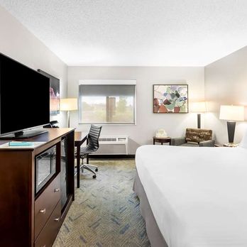 Best Western Oswego Hotel - ADA King - Hotels Near Me - Oswego, Illinois Best Western Oswego Hotel - ADA King - Hotels Near Me - Oswego, Illinois