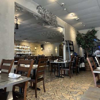 Noosh Kitchen - the dining area of a restaurant - Persian/Iranian Near Me - Johns Creek, Georgia