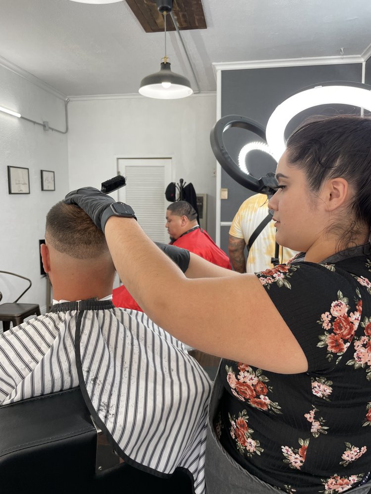 GOLDEN ROSE Updated August 2024 2008 Pacific Ave, Stockton, California Barbers