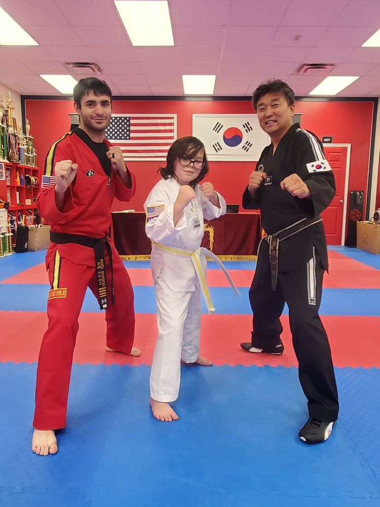 Mountain Kim Martial Arts Center Logo