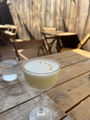 Lis Bar by null