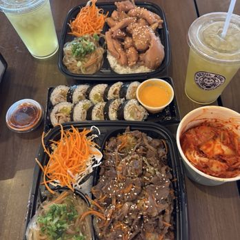 K seoul Bowl - Top- teriyaki chicken bowl Mid - gimbap Bottom - bul Gigi bowl with side of kimchee - Korean Near Me - Visalia, California K seoul Bowl - Top- teriyaki chicken bowl Mid - gimbap Bottom - bul Gigi bowl with side of kimchee - Korean Near Me - Visalia, California