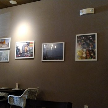 Tha Siam Thai Bistro - Decor - Thai Near Me - Berkeley, California