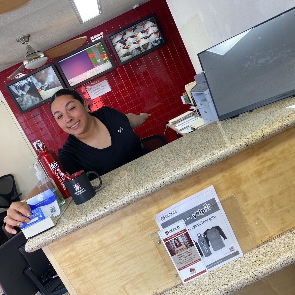 This is Lula she's so amazing helpful and kind stop by and say hi