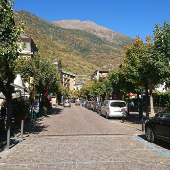 Vittoria - Italian Near Me - Tirano, SO