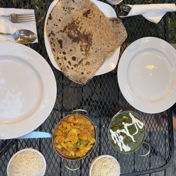 Namaste Café - Cauliflower, peas, and potato curry + palak paneer + roti - Indian Near Me - Minneapolis, Minnesota