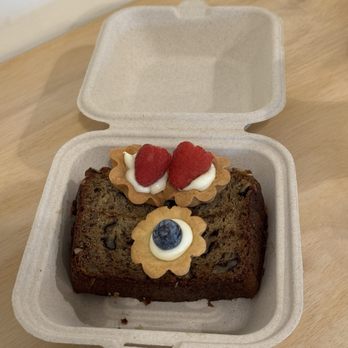 Moon Cha - Banana Bread and Mini Sweet Tarts - Coffee & Tea Near Me - Huntington Beach, California Moon Cha - Banana Bread and Mini Sweet Tarts - Coffee & Tea Near Me - Huntington Beach, California
