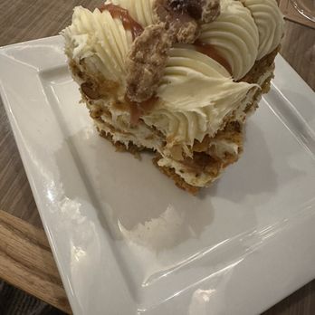 Spurrier's Gridiron Grille - Carrot cake - American Near Me - Gainesville, Florida Spurrier's Gridiron Grille - Carrot cake - American Near Me - Gainesville, Florida