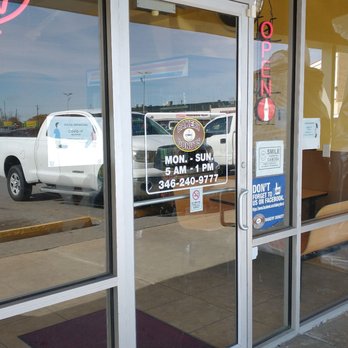Bakery Donuts - Store hours. Mask requirement and social distancing recommended. - Donuts Near Me - Houston, Texas Bakery Donuts - Store hours. Mask requirement and social distancing recommended. - Donuts Near Me - Houston, Texas