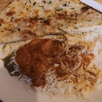 The Little India Restaurant - Chicken Tikka Masala Garlic Naan - Indian Near Me - Indianapolis, Indiana