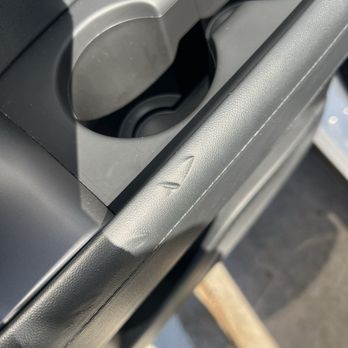 Van Hyundai - Damage caused by van Hyundai service workers - Car Dealers Near Me - Carrollton, Texas Van Hyundai - Damage caused by van Hyundai service workers - Car Dealers Near Me - Carrollton, Texas