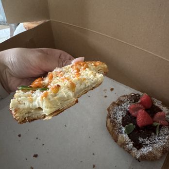 Michi Michi - raw in the center - Bakeries Near Me - San Diego, California