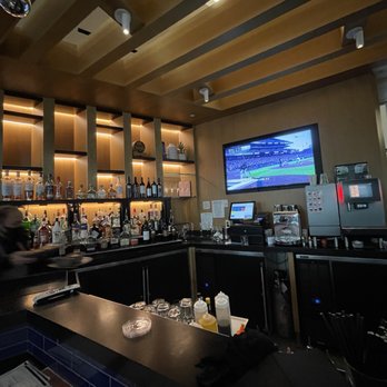 Fairchilds Public House - New American Near Me - Mountain View, California