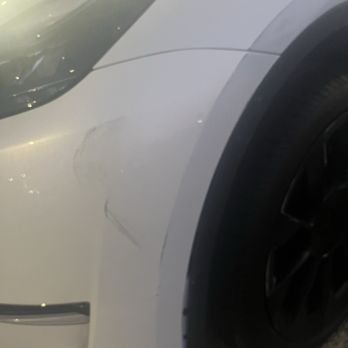 A & R Auto Collision - Body Shops Near Me - South Gate, California