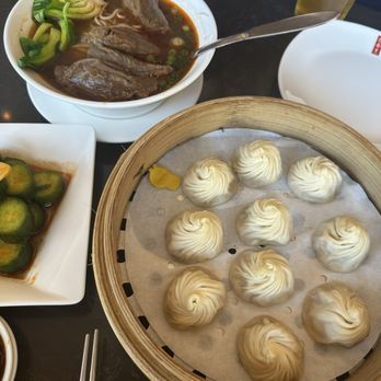 Din Tai Fung - Chicken Xiao Long Bao (10 each) - Shanghainese Near Me - Costa Mesa, California Din Tai Fung - Chicken Xiao Long Bao (10 each) - Shanghainese Near Me - Costa Mesa, California
