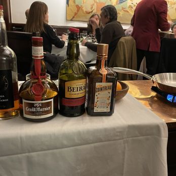 Gambrinus - Crepes prep - Seafood Near Me - Lisbon, 11