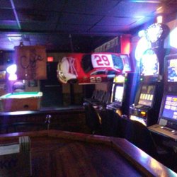 Cy's Bar