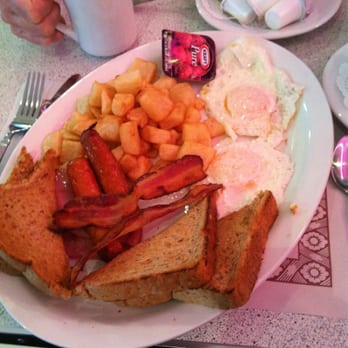Mel's Diner - Yummy Breakfast! - Breakfast & Brunch Near Me - Kitchener, Ontario
