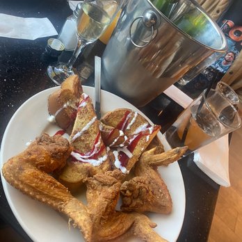 Don's Restaurant - French Toast and Waffles - Lounges Near Me - Charlotte, North Carolina Don's Restaurant - French Toast and Waffles - Lounges Near Me - Charlotte, North Carolina