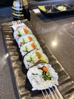 Momo Sushi by null