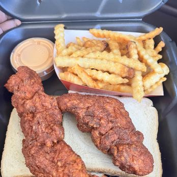 Dave's Hot Chicken - Dave's #1 2 Tenders w/ Fries - Chicken Shop Near Me - Charlotte, North Carolina