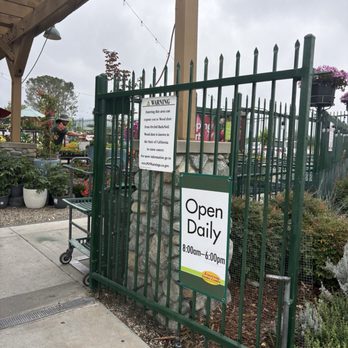 Armstrong Garden Centers - Nurseries & Gardening Near Me - Claremont, California Armstrong Garden Centers - Nurseries & Gardening Near Me - Claremont, California
