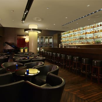 Vox Bar - Vox Bar - Cocktail Bars Near Me - Berlin, BE Vox Bar - Vox Bar - Cocktail Bars Near Me - Berlin, BE