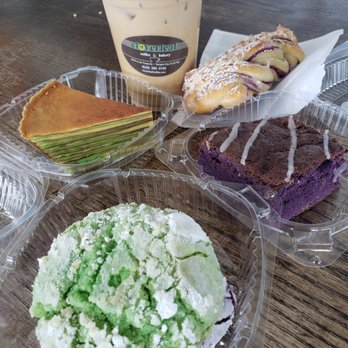 Cloverleaf Coffee & Bakery - Pandan & Ube pastries! - Desserts Near Me - Temple City, California Cloverleaf Coffee & Bakery - Pandan & Ube pastries! - Desserts Near Me - Temple City, California