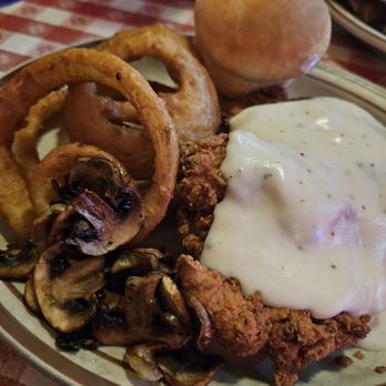 The Star Cafe - Chicken fried chicken - Burgers Near Me - Fort Worth, Texas