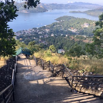 Mt. Tapyas - Almost to the top - Hiking Near Me