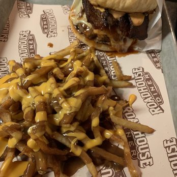 Roadhouse Diner - American Near Me - Great Falls, Montana