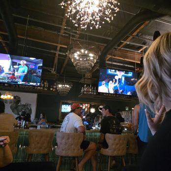 Dodo Bird Kitchen and Cocktails - Cocktail Bars Near Me - Scottsdale, Arizona