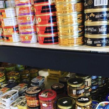 Maksim's Market - shelves of canned food - Grocery Near Me - Sedalia, Missouri