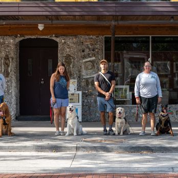 The 1 Dog Trainer Academy - Group Service Dog Trainer - Pet Training Near Me The 1 Dog Trainer Academy - Group Service Dog Trainer - Pet Training Near Me