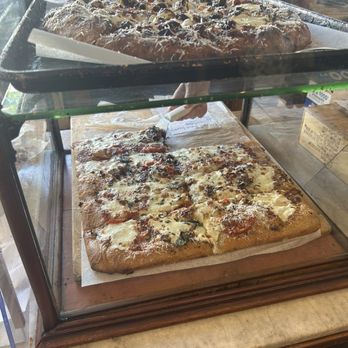 Treats - Pizza! Amazing - Specialty Food Near Me - Wiscasset, Maine Treats - Pizza! Amazing - Specialty Food Near Me - Wiscasset, Maine