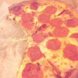 Milanos Pizza - This pizza is so good, I have to fight off my cat. Lol