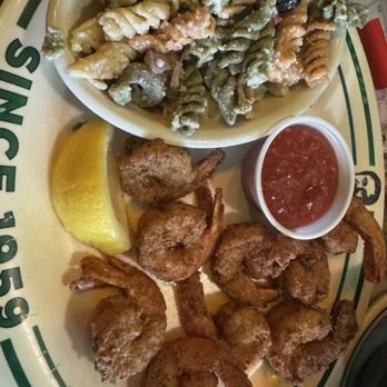 Flanigan's - Pinecrest - Deep Fried Shrimp w/ Pasta Salad - American Near Me - Miami, Florida