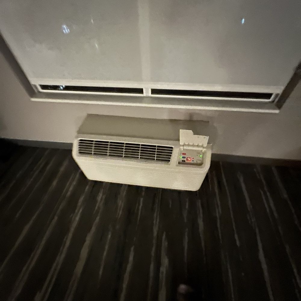 Hampton Inn & Suites Poughkeepsie - AC UNIT - Hotels Near Me - Poughkeepsie, New York Hampton Inn & Suites Poughkeepsie - AC UNIT - Hotels Near Me - Poughkeepsie, New York