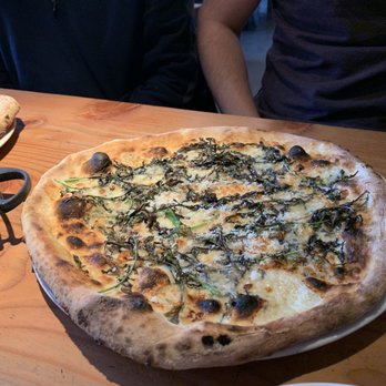 Bruciato - Cheese pizza - Pizza Near Me - Bainbridge Island, Washington Bruciato - Cheese pizza - Pizza Near Me - Bainbridge Island, Washington