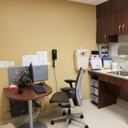 Baptist Health Primary Care Kendall Breeze